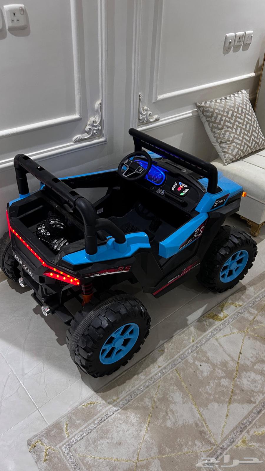 سيارة اطفال للبيع64449408644611112