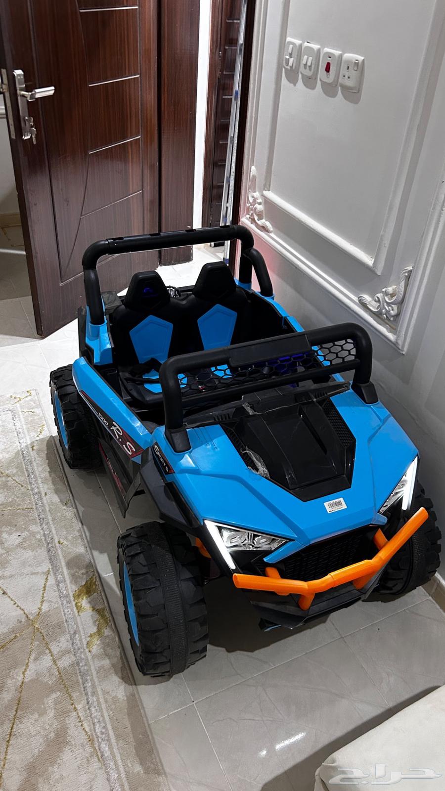 سيارة اطفال للبيع64449408644611113