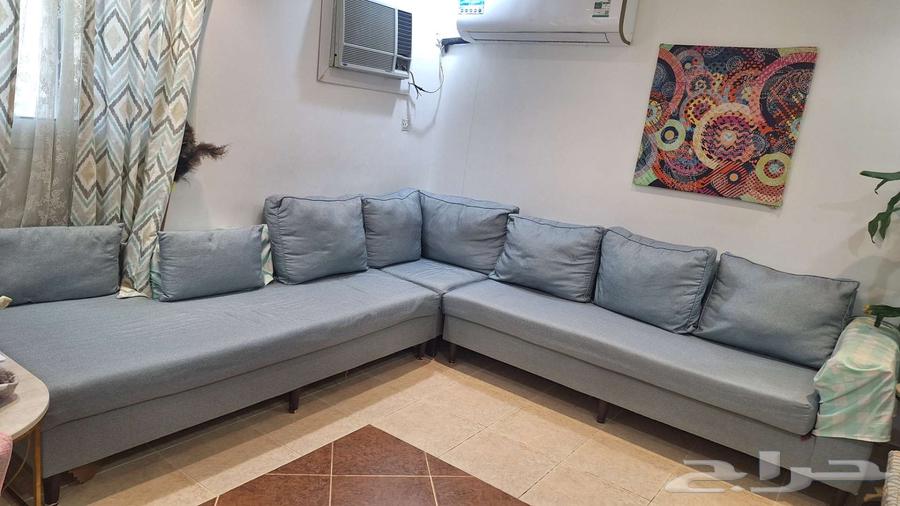 Semi-new sofa with no defects for sale at 700 SAR64446284111875111