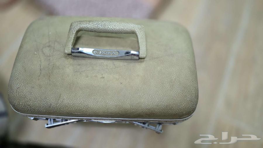 شنطة قديمه عمرها فوق 40 سنه64450238272898111