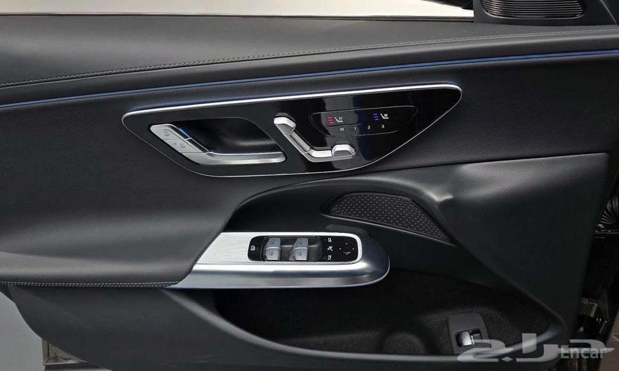 Mercedes E200 2025 Avantgarde – Imported from Korea64611754230787114