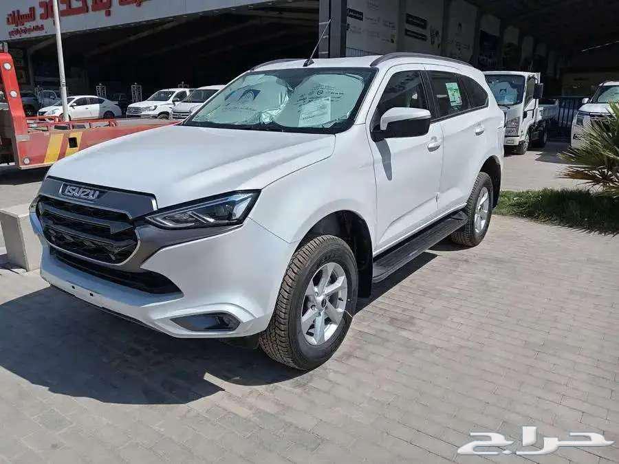 Isuzu MUX Full Double 2024 – Keyless Start64609163315969112