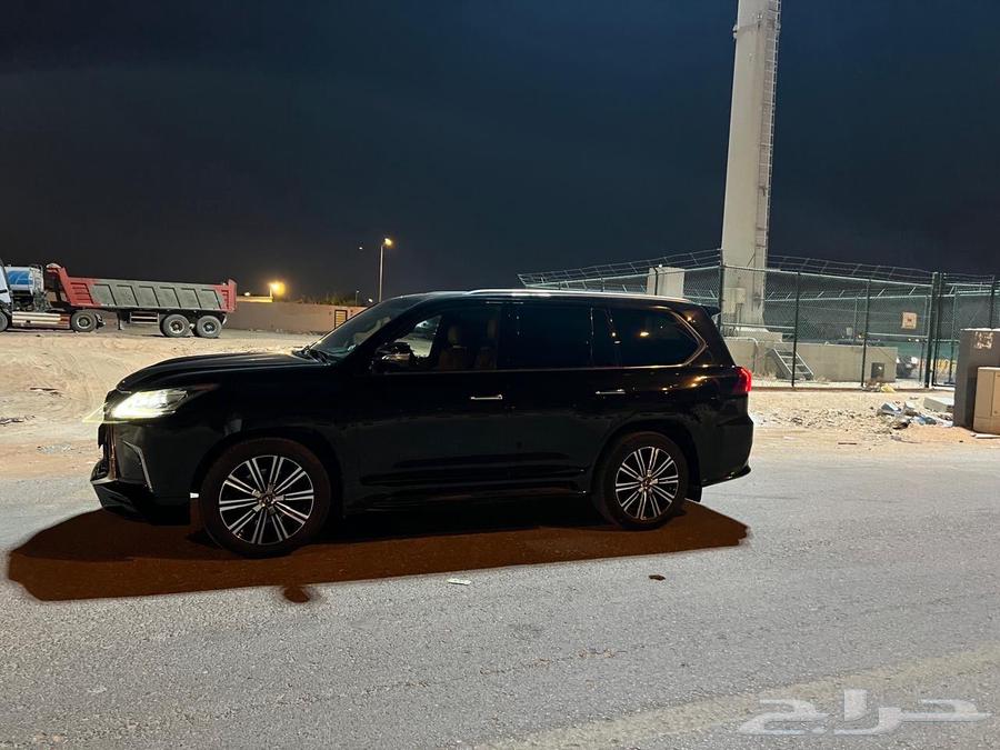 2016 Lexus Jeep – Black (Sold)64611017568513112