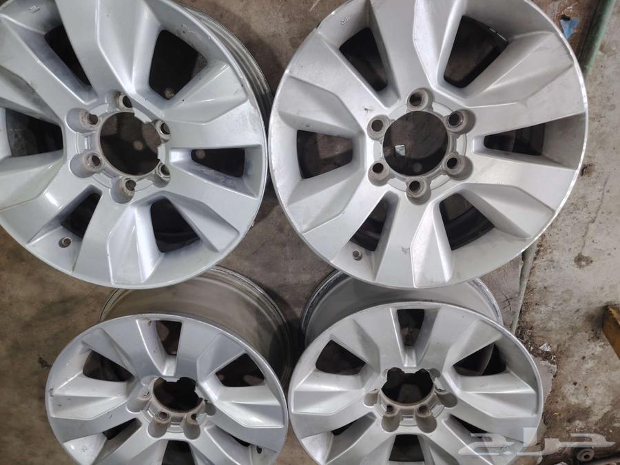 جنوط هايلكس دبل 2016 خليجي مقاس 17 أصلية64612214269313111