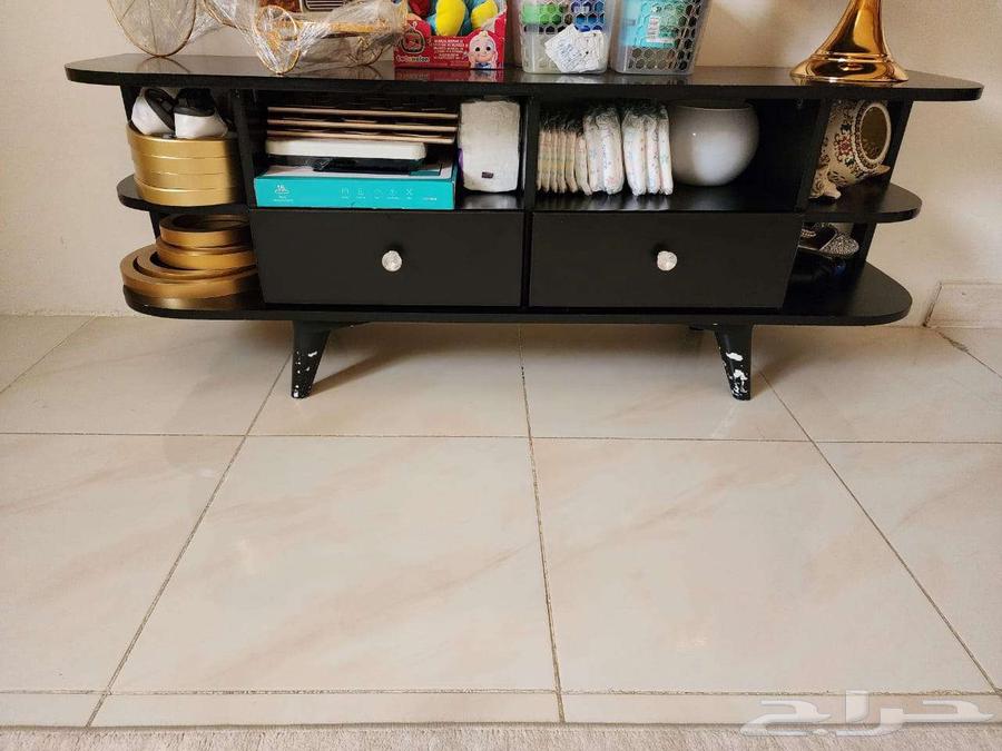 موكيت تيفاني على ابيض وطاولة بلازما64443574152706110