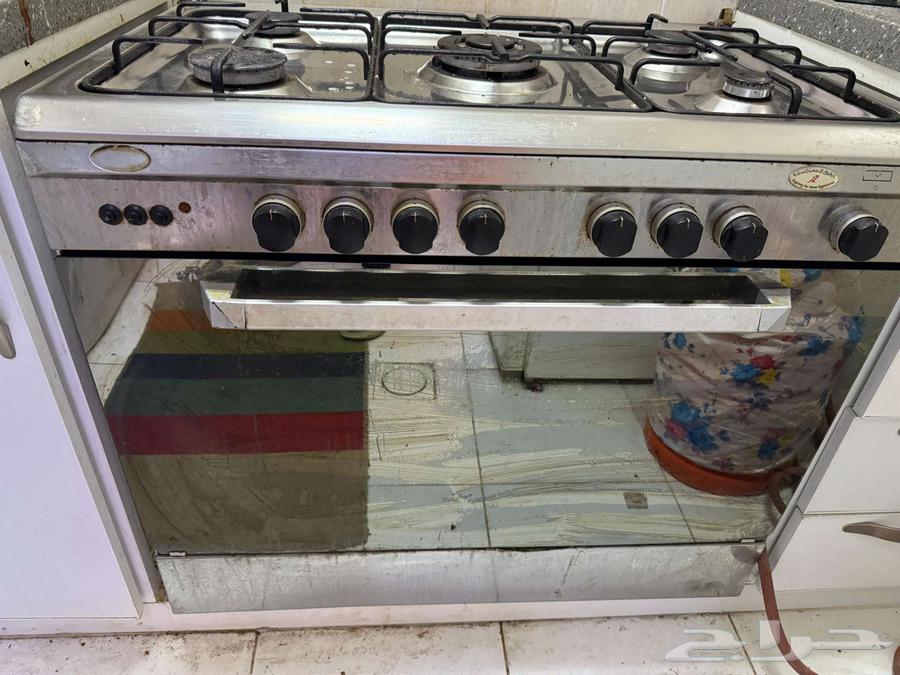 بوتجاز ايطالي 90x60 5 عيون وفرن حالة ممتازة البيع للسفر64444043668098112