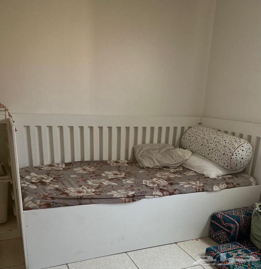 اثاث للبيع وبحالة ممتازة64443668795651113