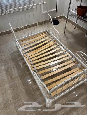 سرير أطفال من ايكيا ikea64456872338178112