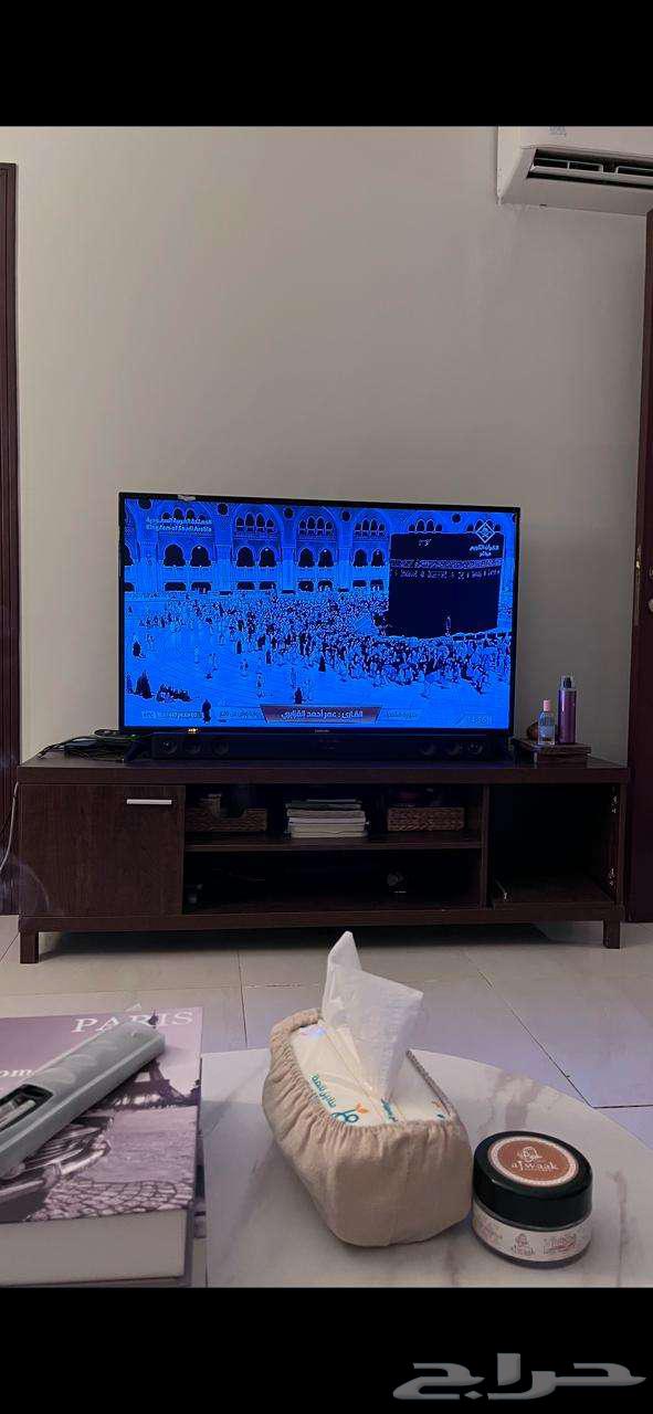 طاولة تلفزيون خشبي مستعمل64451325002881110