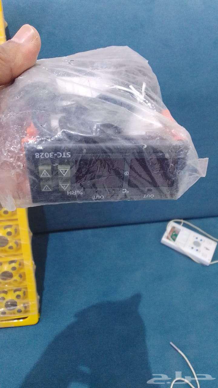 Incubator with accessories64452320084227113