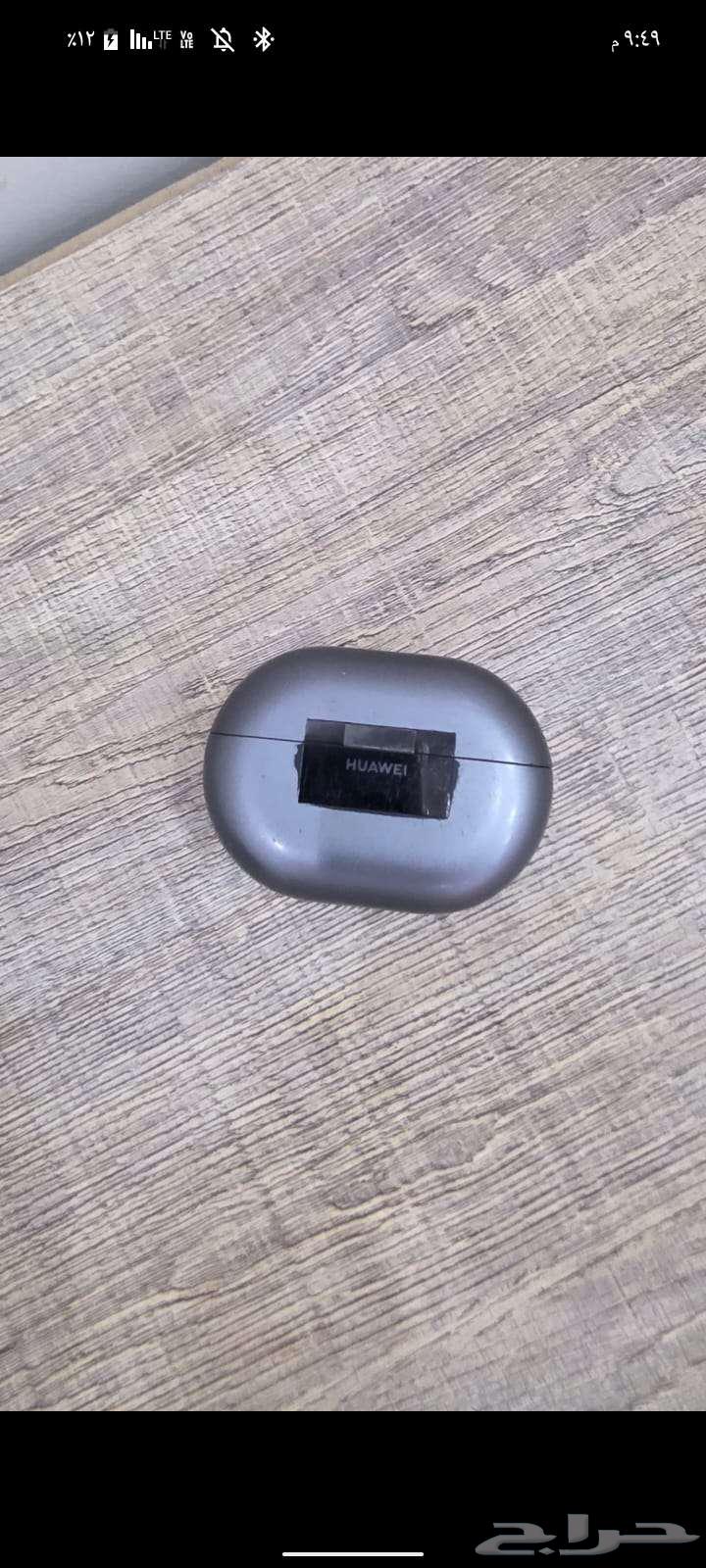 Huawei headset and modem64456351609857110