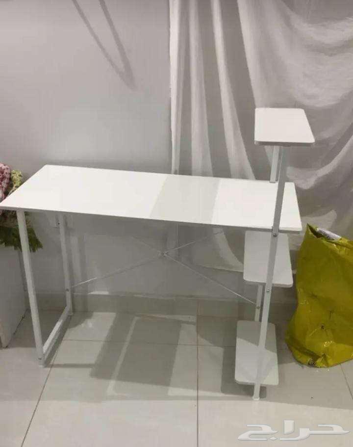 مكتب كمبيوتر عصري من خشب والألمنيوم الابيض مع 4ارفف64454040918657112