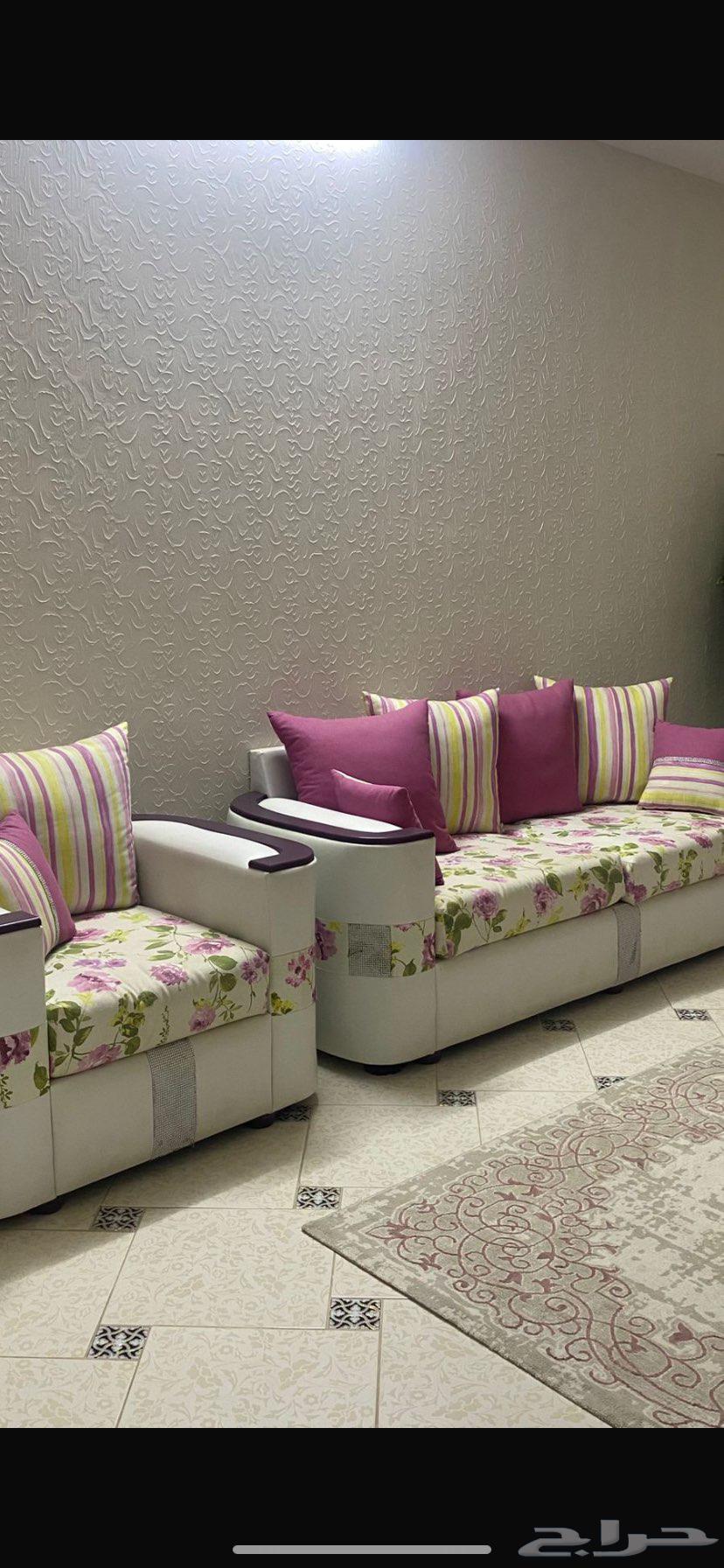 للبيع طقم كنب نظيف بالستاره64453530915203110