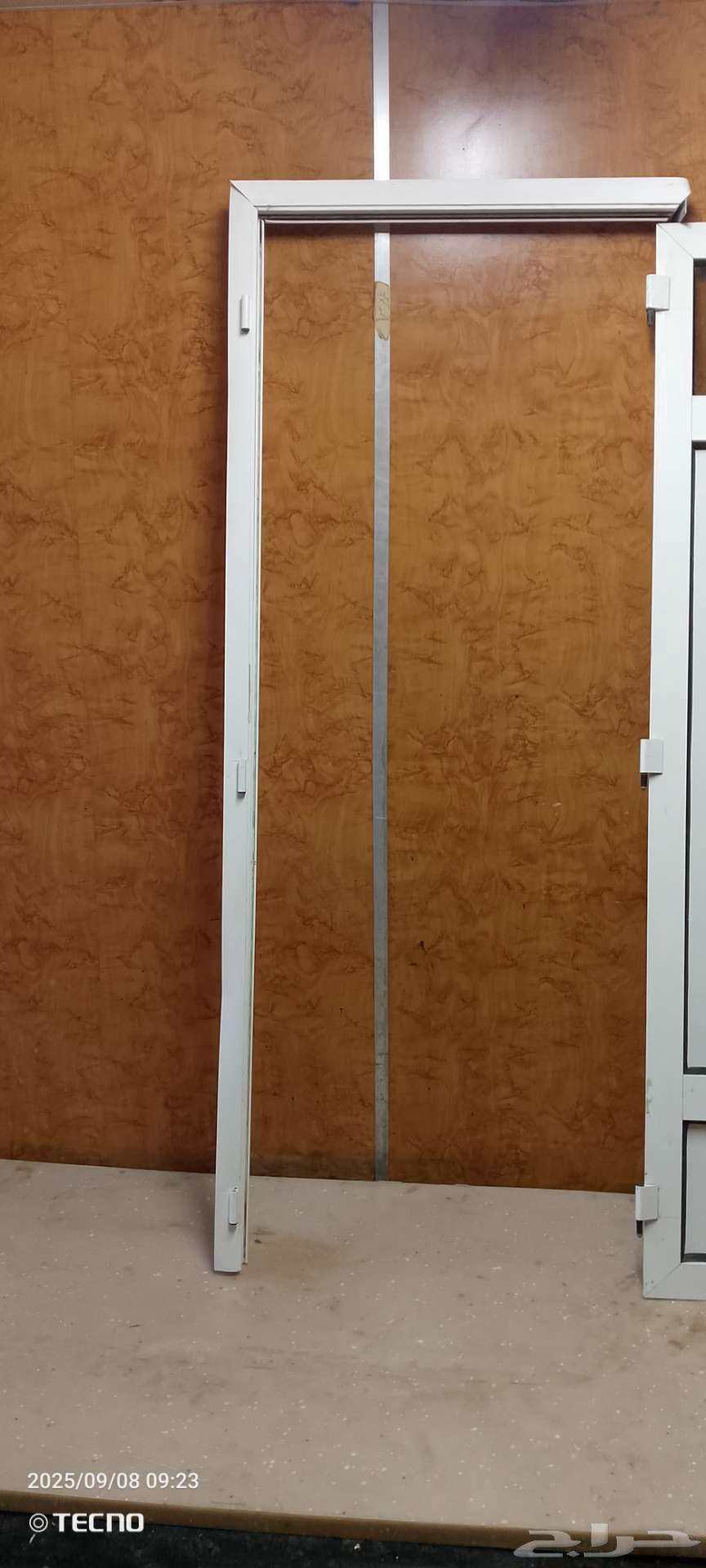 باب المونيوم للبيع64451512820865111