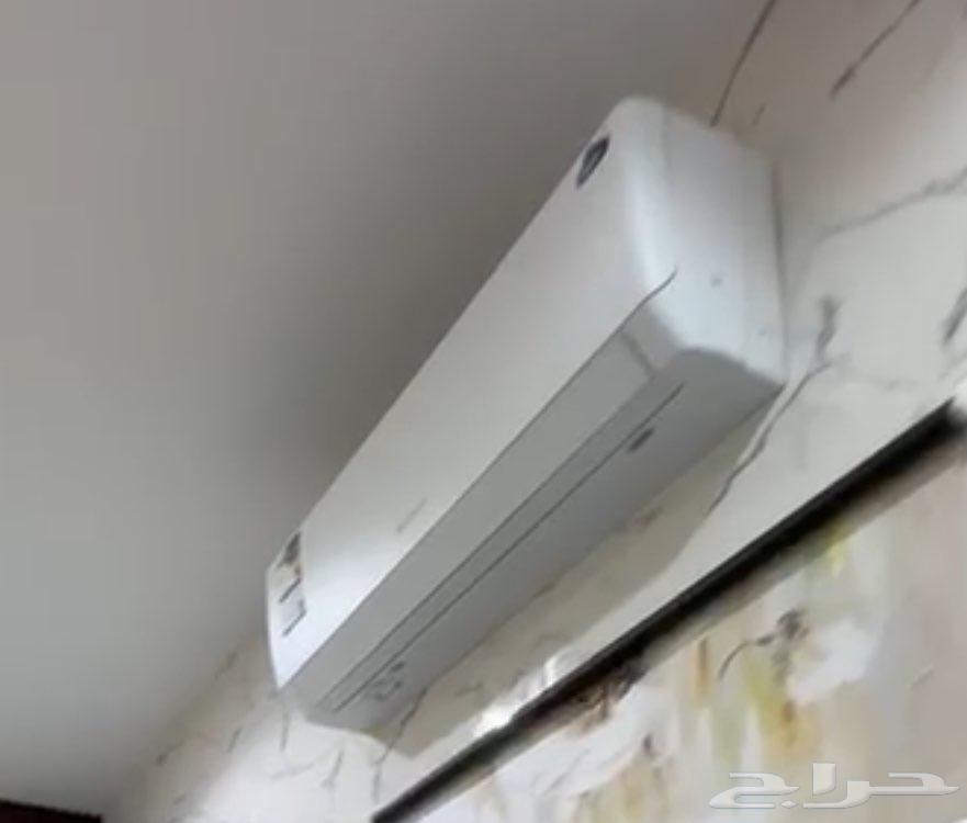 مكيف شبه جديد Gree 2464458393292801110
