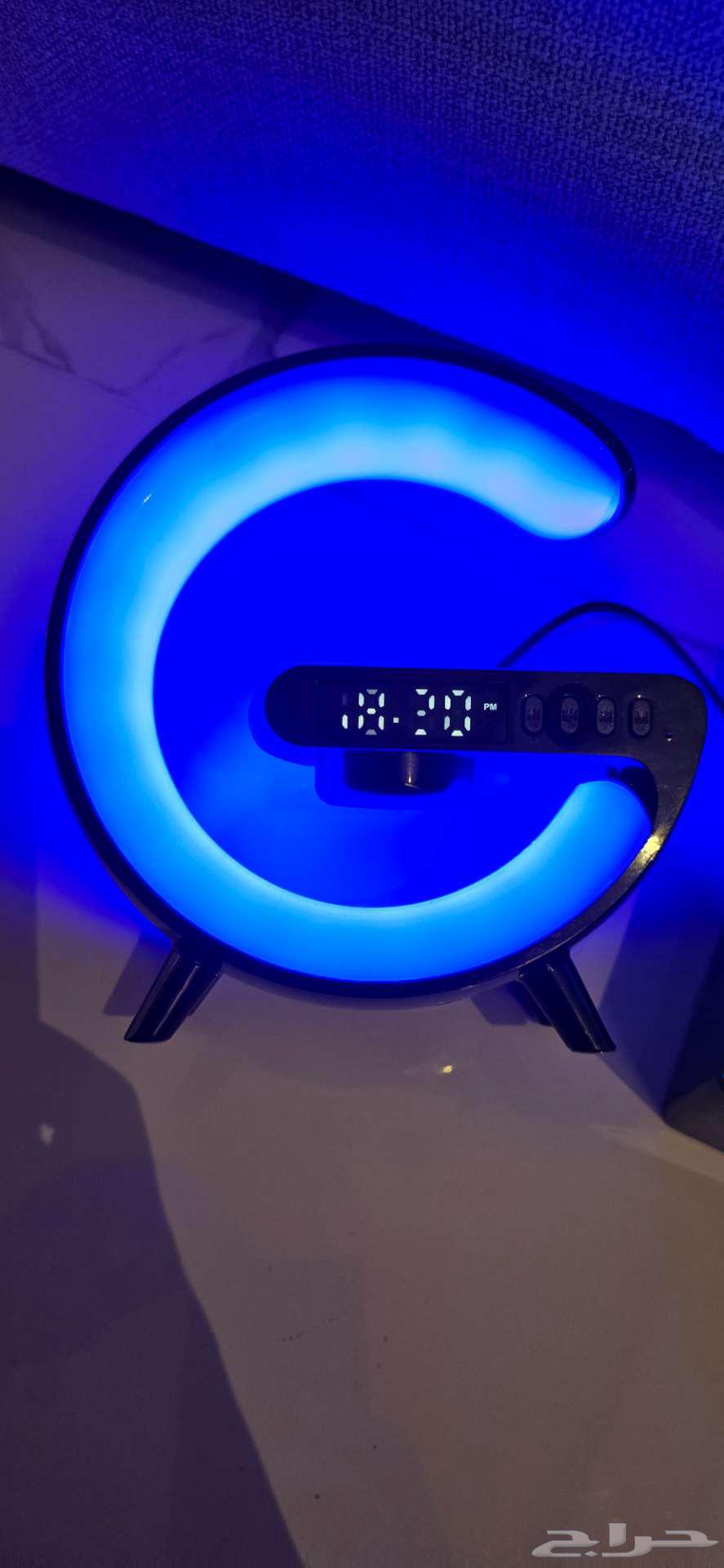 انارة فيمينق وشاحن بنور وسامعه64457582868098113