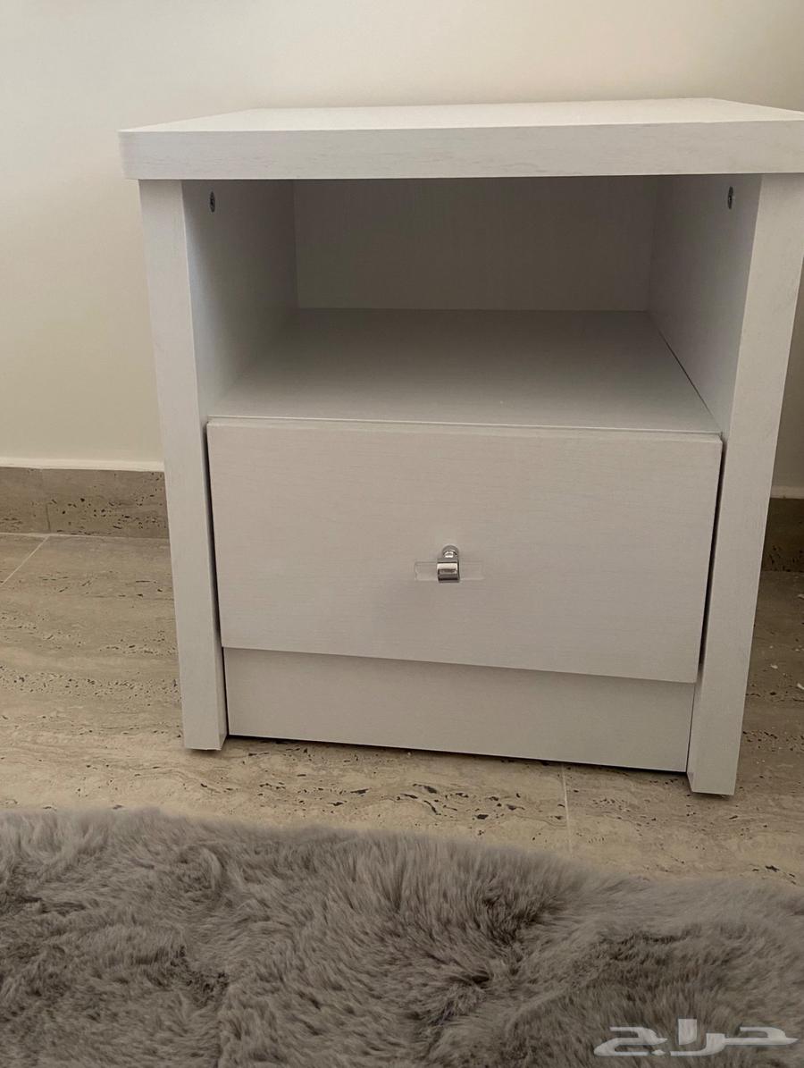 White colored commode - new64452456012929111