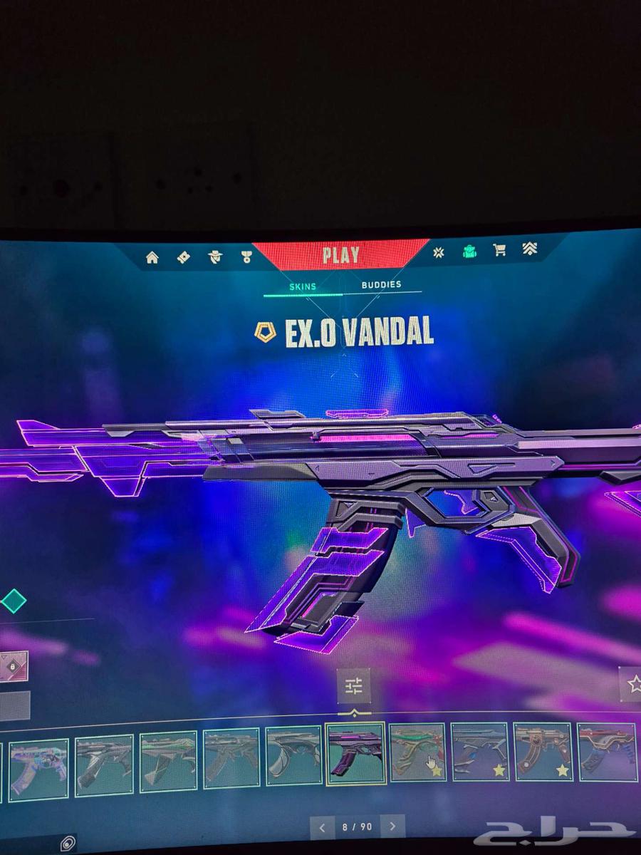 حساب فالورنت فخم مليان سكنات64454674142850113