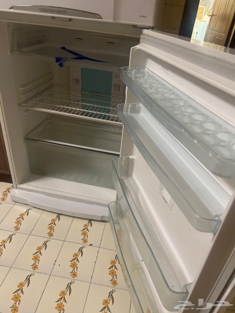 ثلاجة توشيبا ب 400 ريال64459666982787110