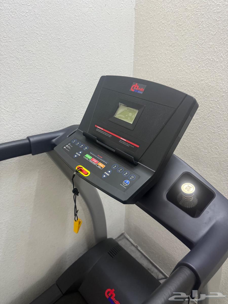 New treadmill used for less than two weeks64455140245250111