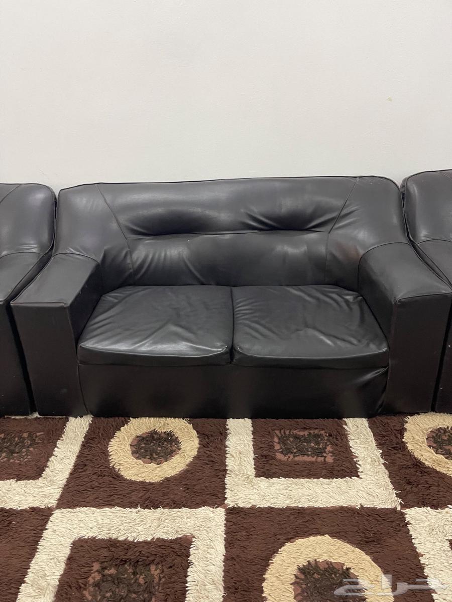 Used sofa with carpet and curtains64455495142529114