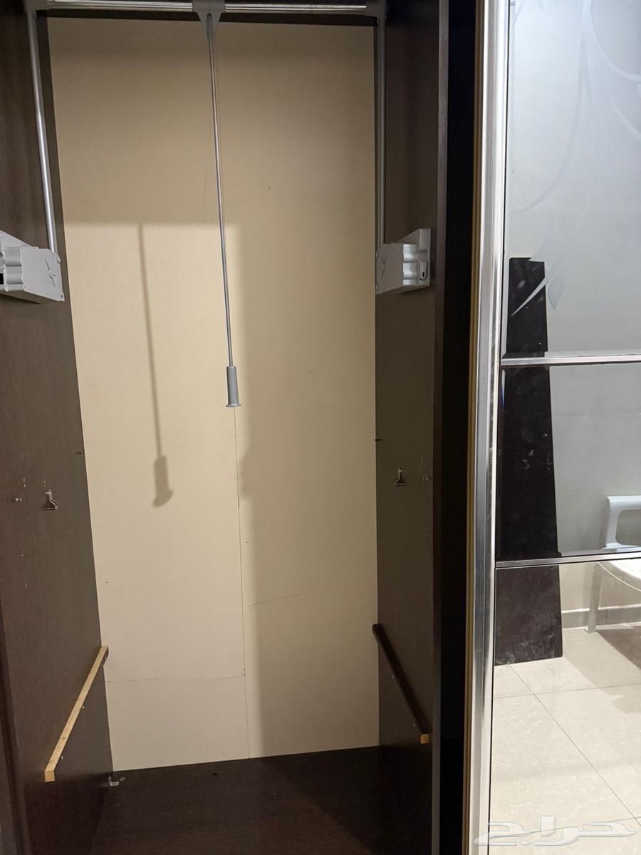 دولاب كبير مستعمل بحاله جيده للبيع64455893771139112