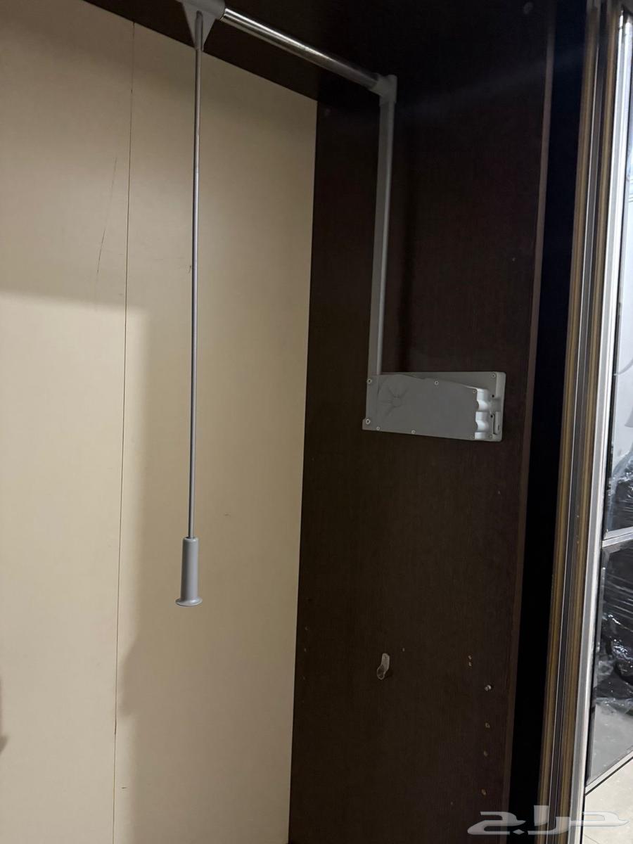 دولاب كبير مستعمل بحاله جيده للبيع64455893771139113