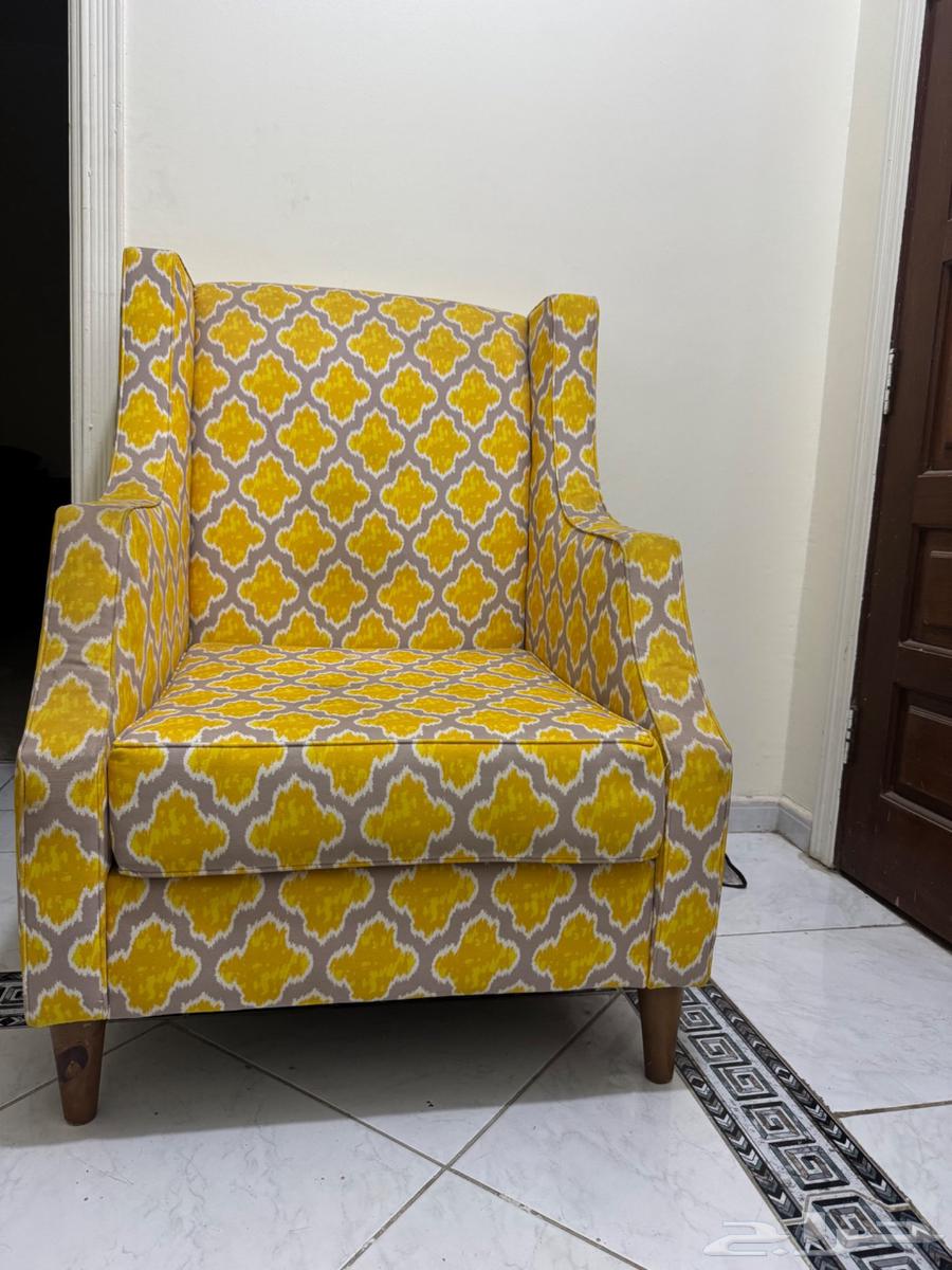 اثاث 2 كرسي ملكي وسرير اطفال من ايكيا مستعمل نظيف64456088323203111