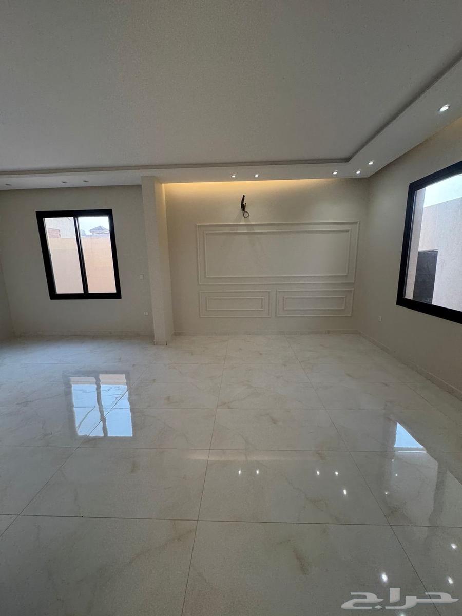 Luxury villa for sale in Al-Yaqoot neighborhood64142593860097112