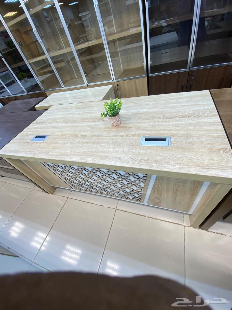 Office furniture, manager's desk, small office desk, meeting table, and chair64452009759875112