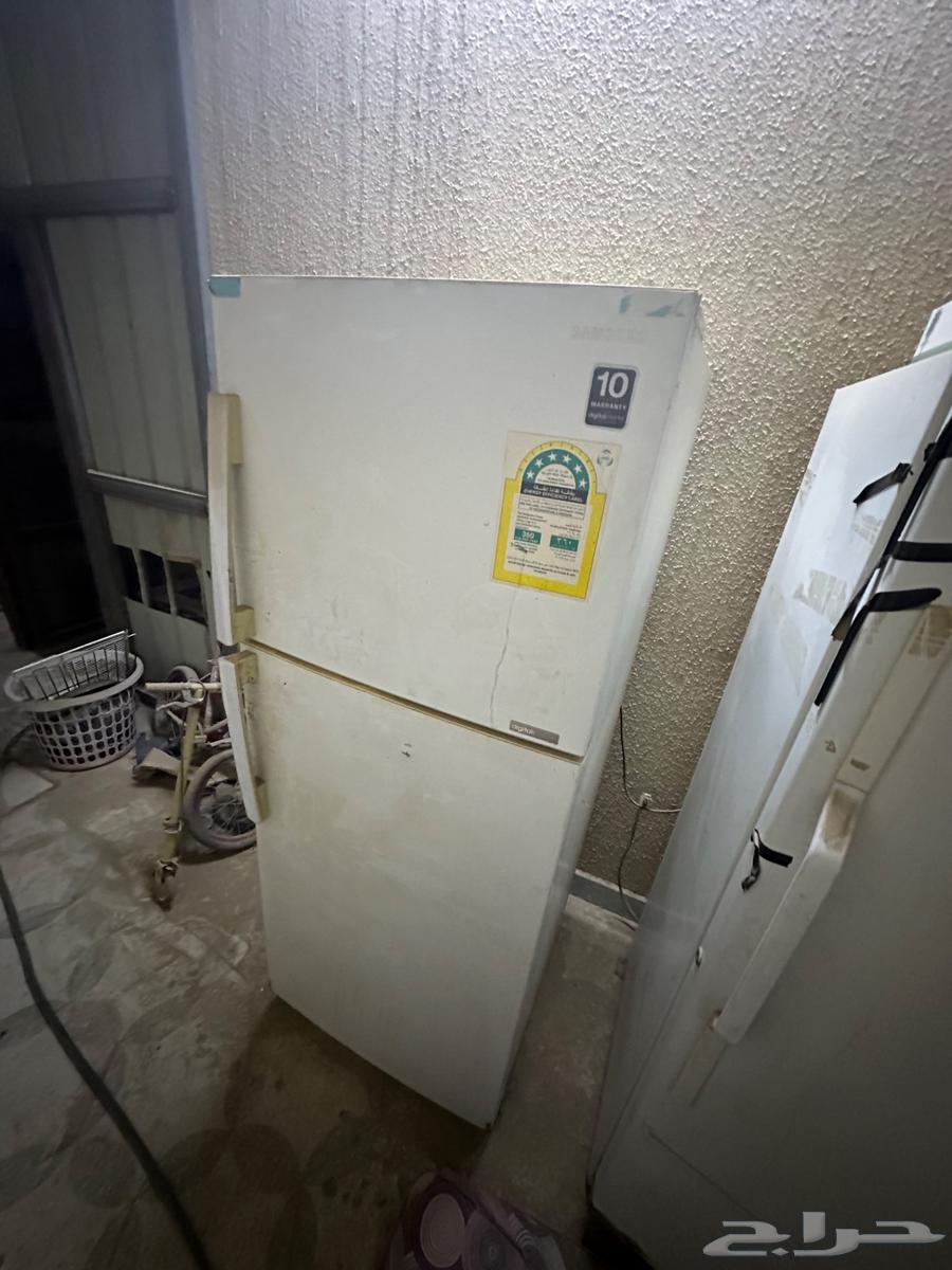 Samsung refrigerator and a regular refrigerator and washing machine64452224955010114