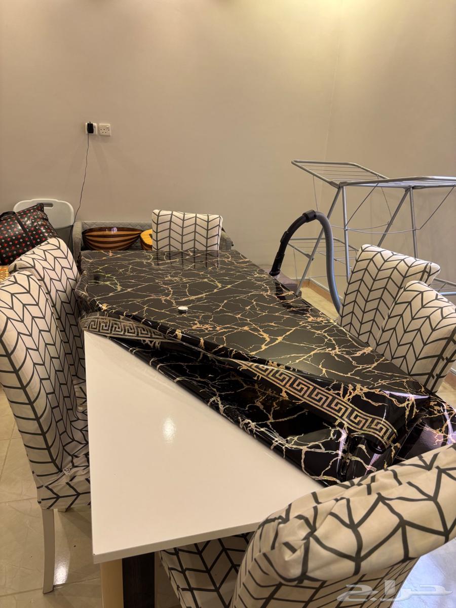 غرفه سفره شبه جديده64452306397315113