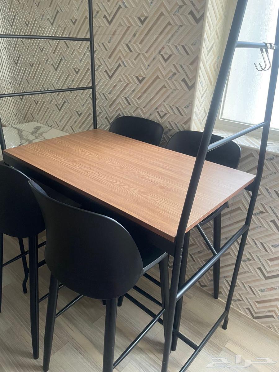 My sister's new dining table, simple use but for sale64453366765442111