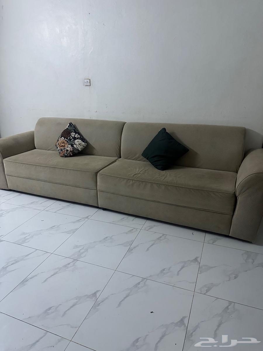 كنب 5 قطع مع زاويه ومع الطاوله64453421372802110