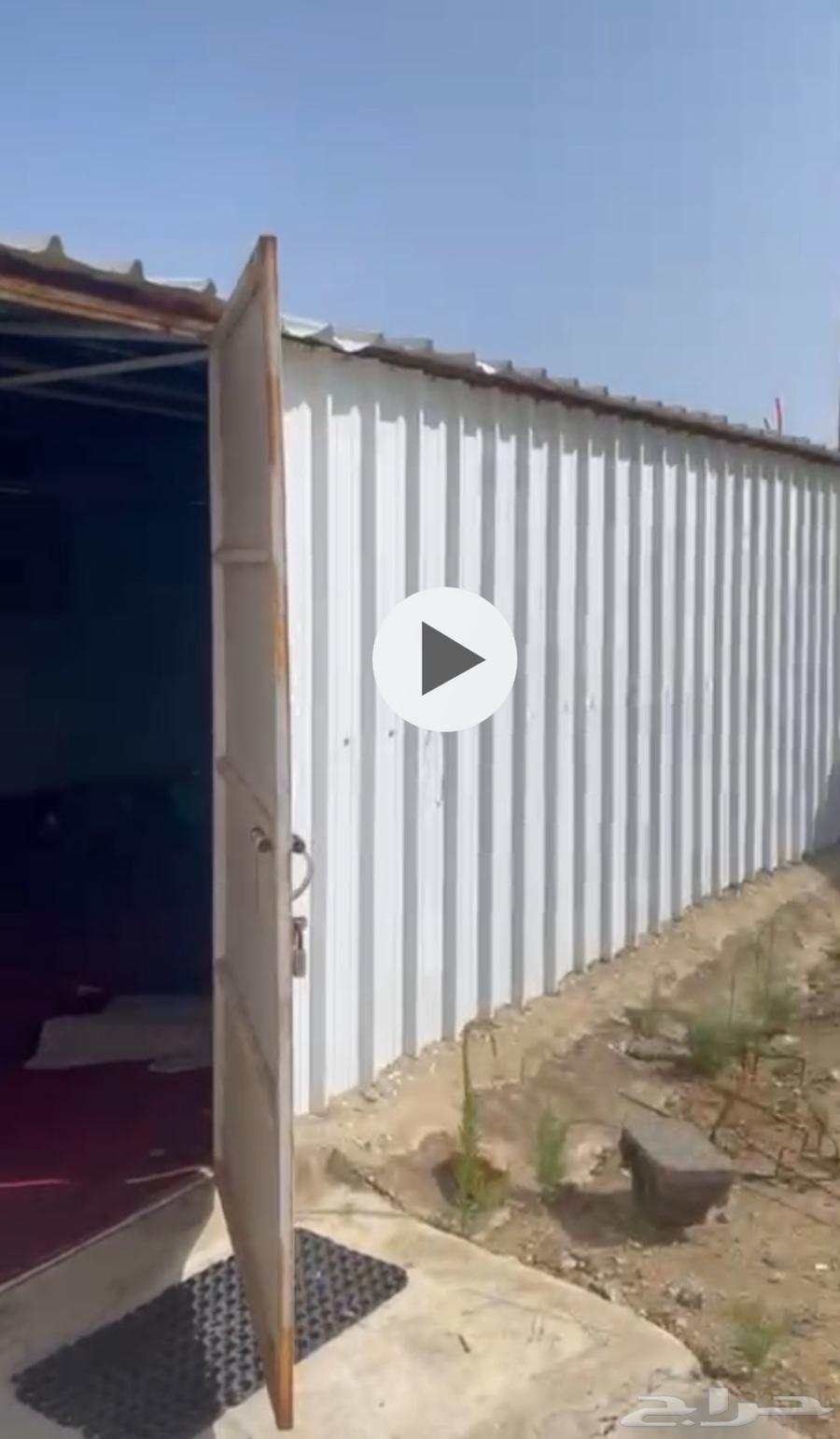 صندقة للبيع64458244444545111