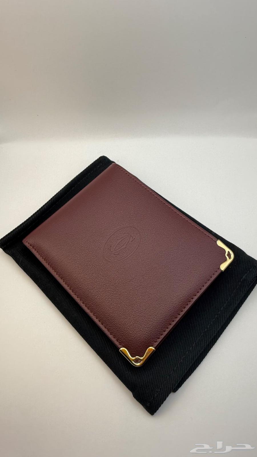 محفظة كارتيير لون برغندي64454701920385112