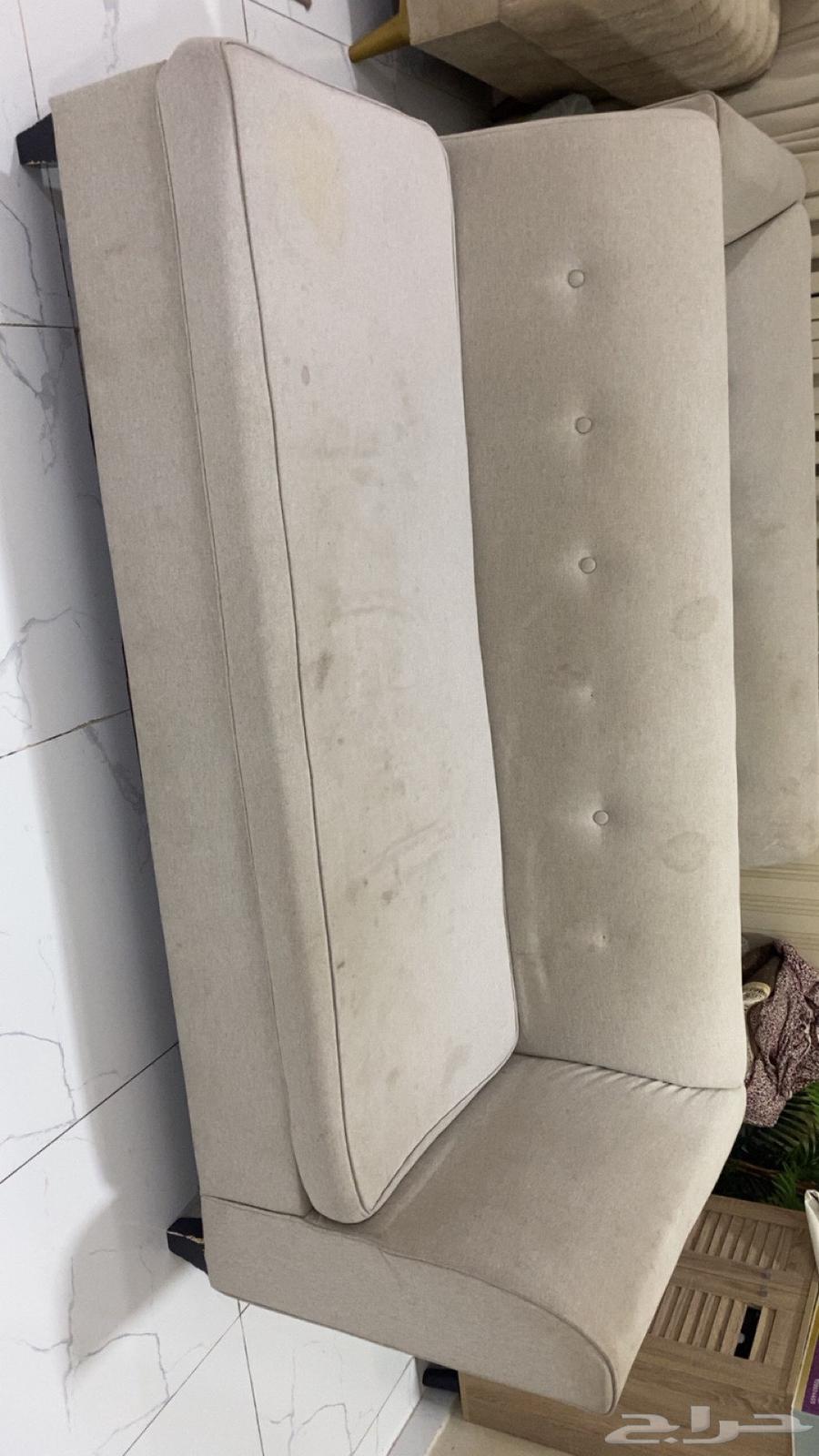 للبيع طاولة طعام وكناب64454880961793110