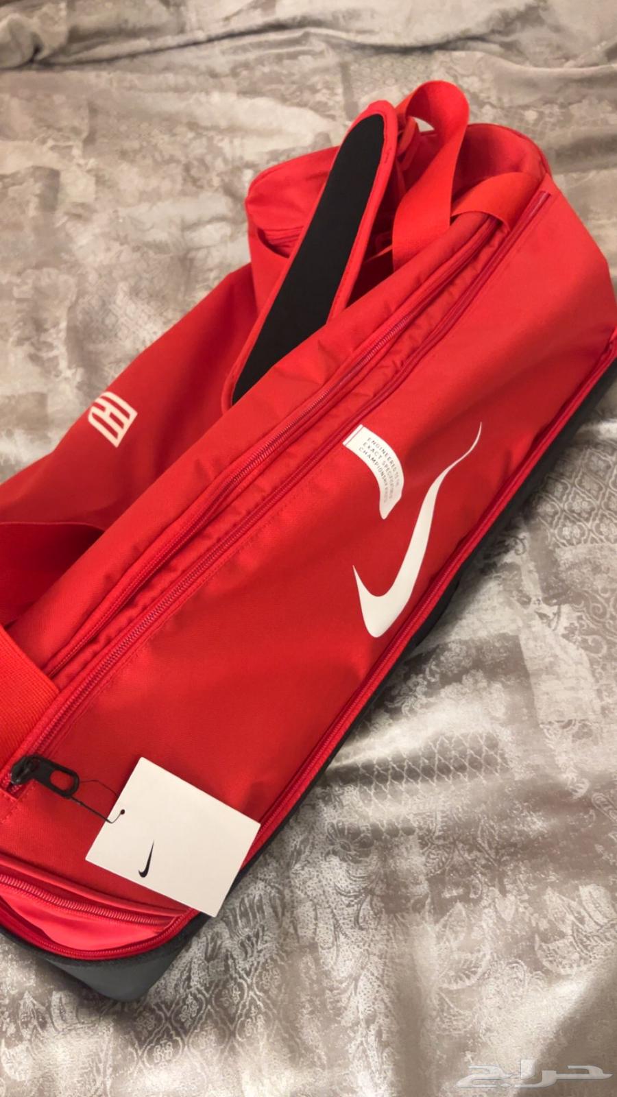 للبيع شنطه نايكي بشعار القادسيه جديده64457254913026111