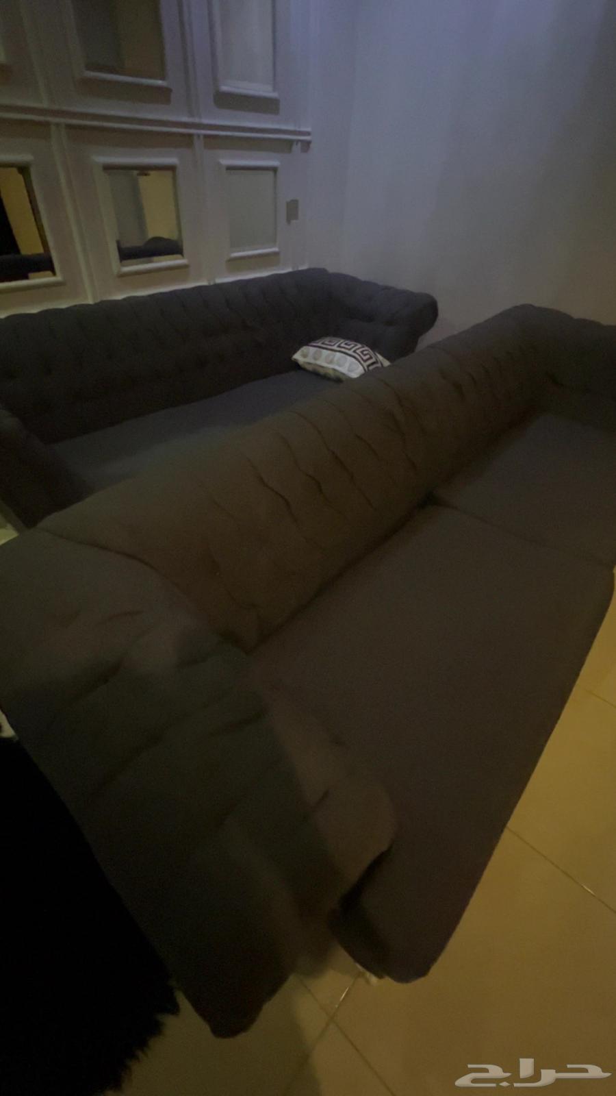 Sofa and table64452833575425110