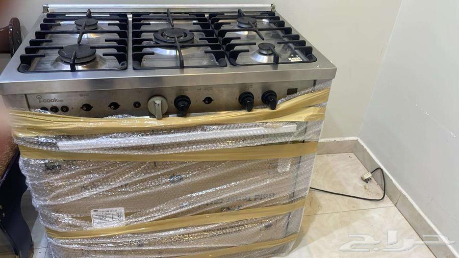 طقم كنب وفرن 5 عيون للبيع64452320076546110