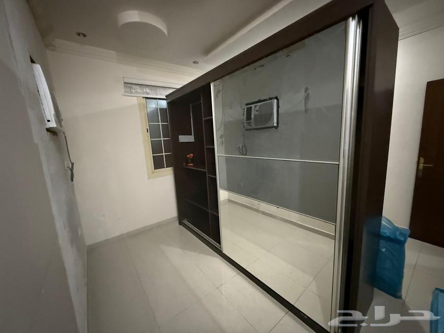 دولاب كبير مستعمل بحاله جيده للبيع64455893771139111