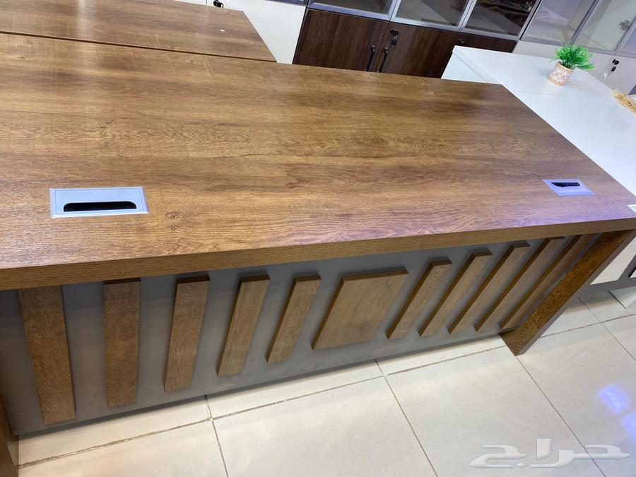 Office furniture, manager's desk, small office desk, meeting table, and chair64452009759875111