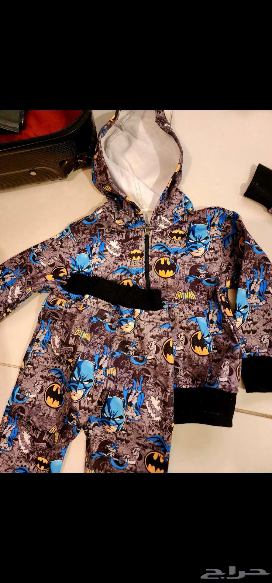 ثلاجة و شنط مدرسيه و ملابس64458659411202113