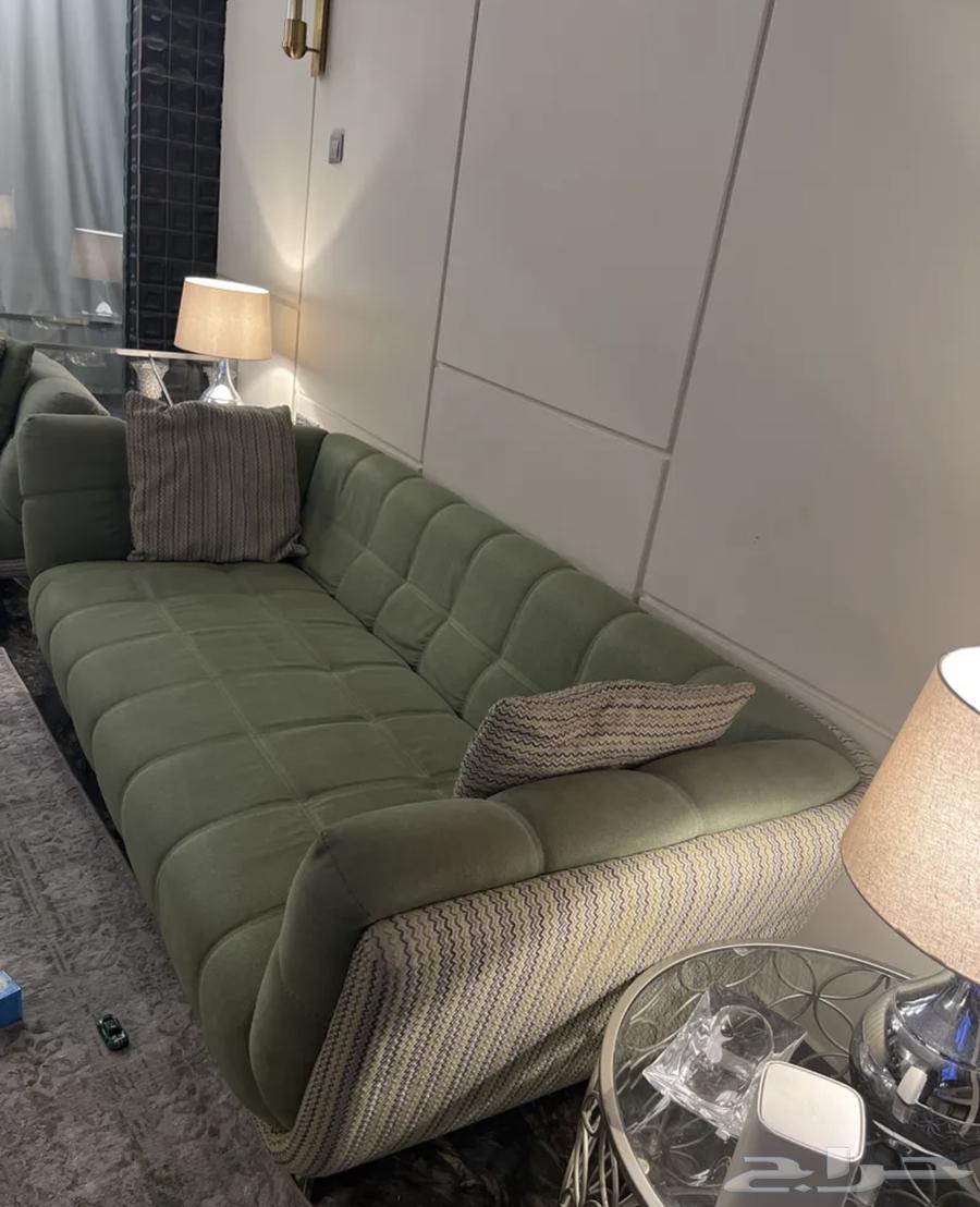 Sofa set in excellent condition for sale at a very attractive price of only 700 riyals64459514331906111
