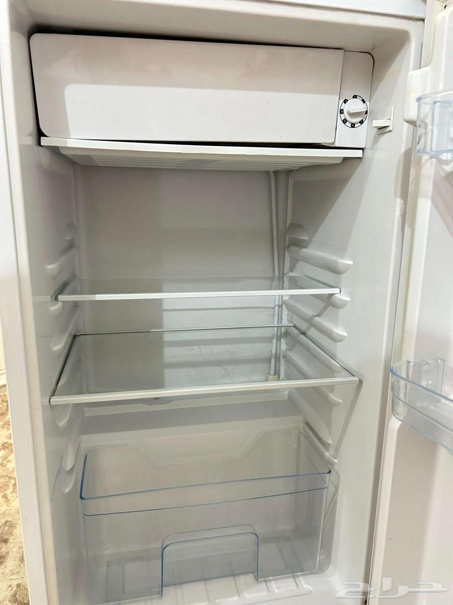 ثلاجة وسط المكاتب غرف النوم الاستراحات64458600143363111