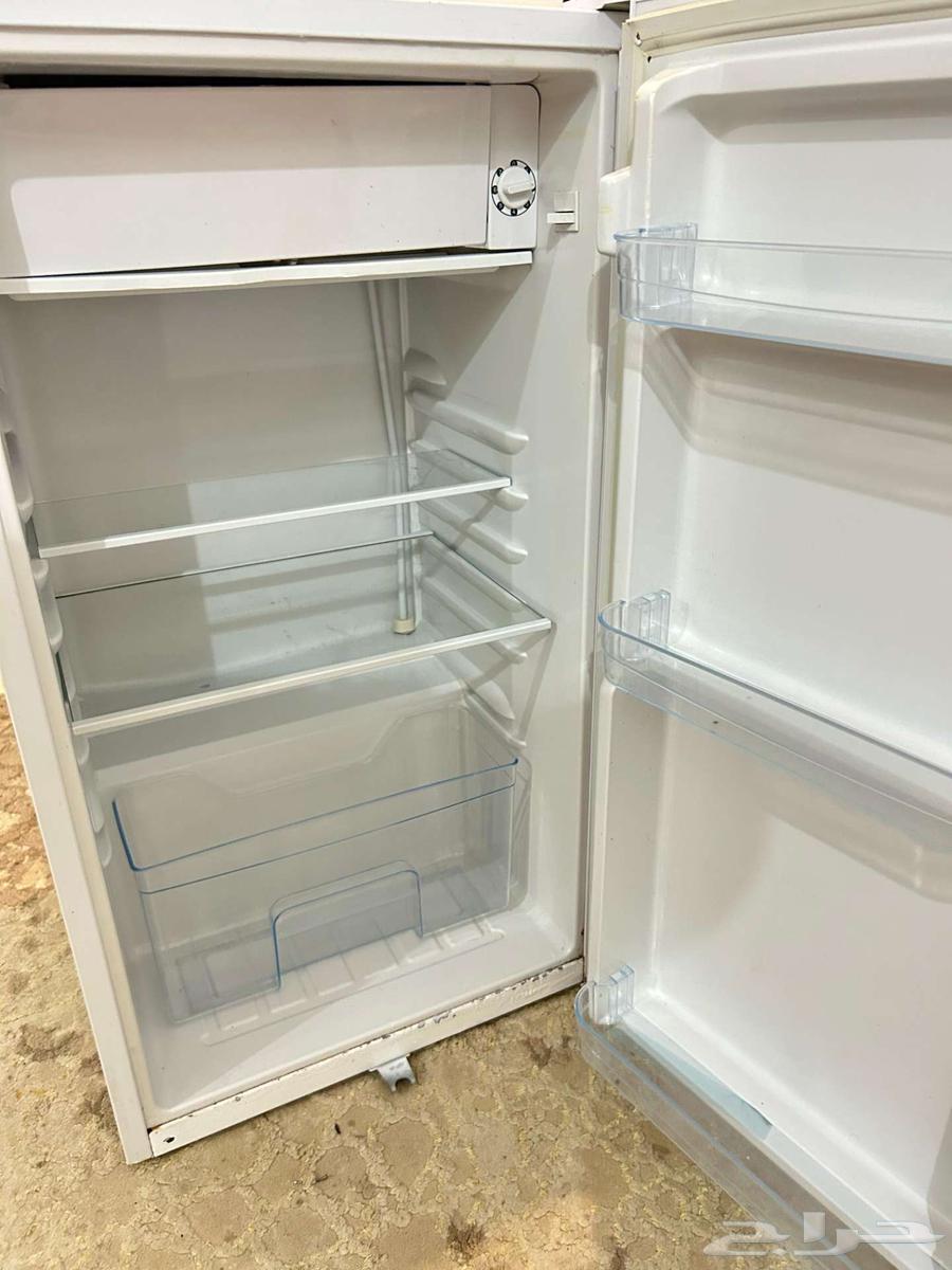 ثلاجة وسط المكاتب غرف النوم الاستراحات64458600143363113