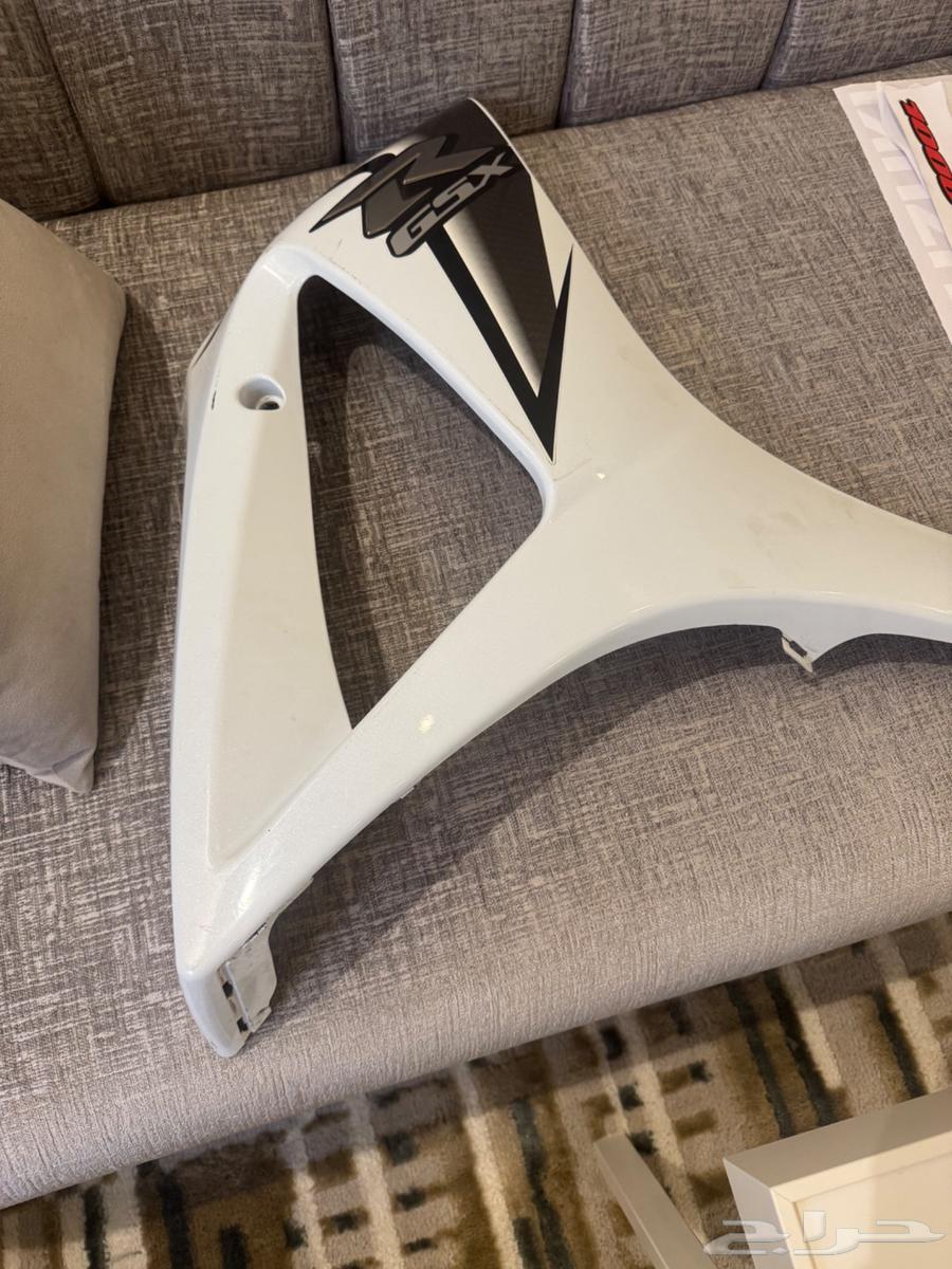 قطع دباب ريس سوزوكي 1000 موديل 200864461049242241112