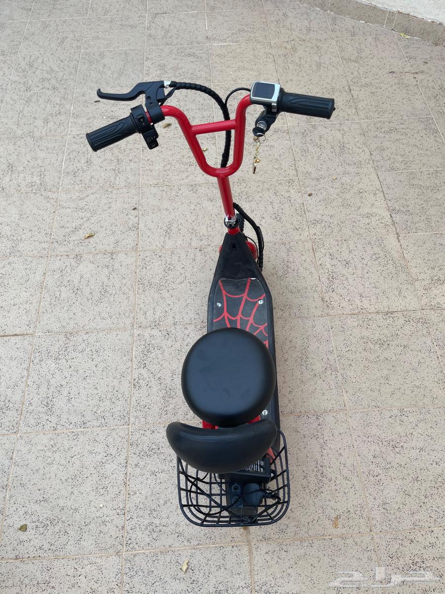 للبيع سكوترات كهربائيه64461884284161114