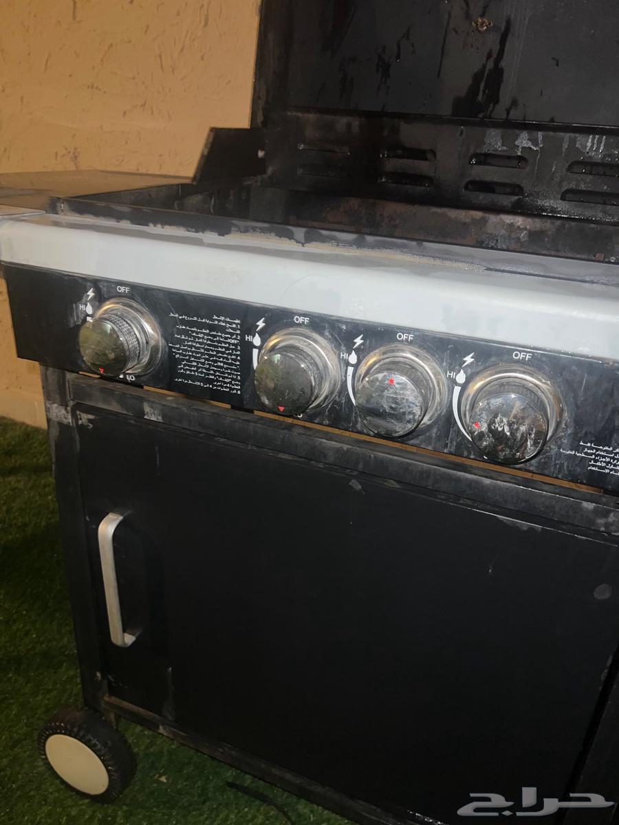 شواية غاز نظيف جدا للبيع بسعر مغري64462719500291113