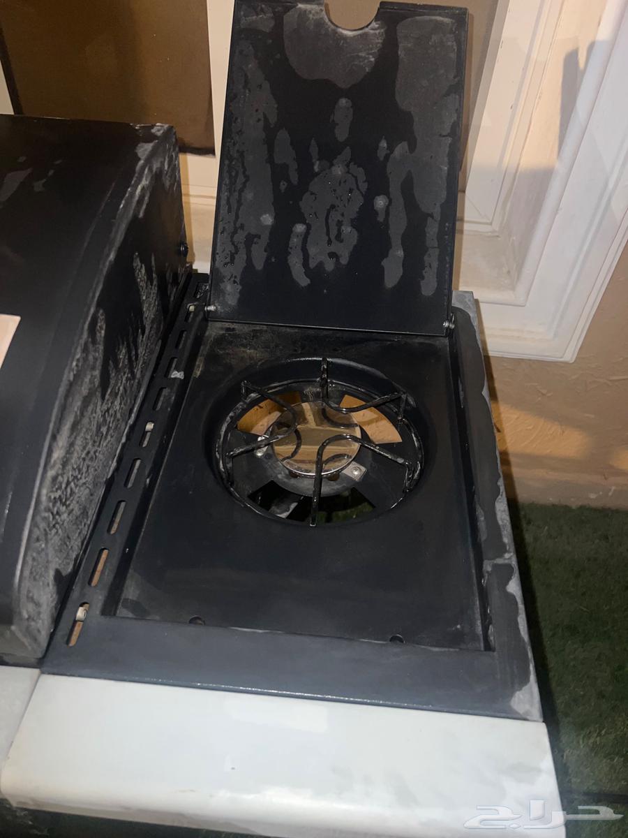 شواية غاز نظيف جدا للبيع بسعر مغري64462719500291112